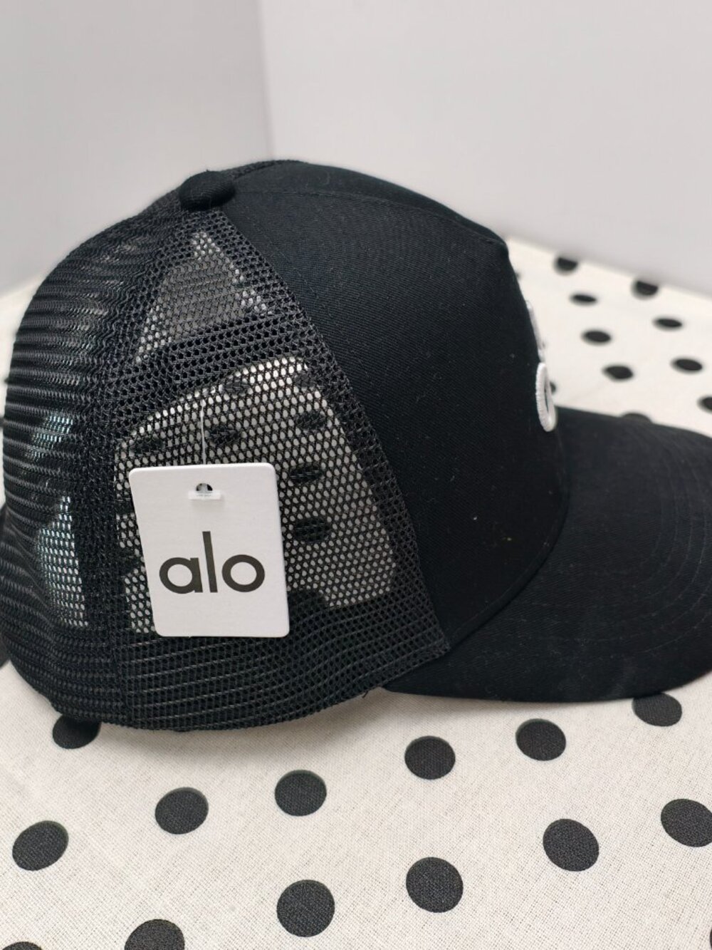 ☀️ALO Yoga District Trucker Hat - Picture 3 of 5